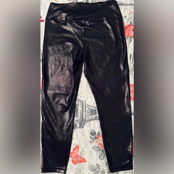 NWOT GapFit Recycled High Rise Power Shine Leggings sz Large Petite Go-Dry - Picture 5 of 15